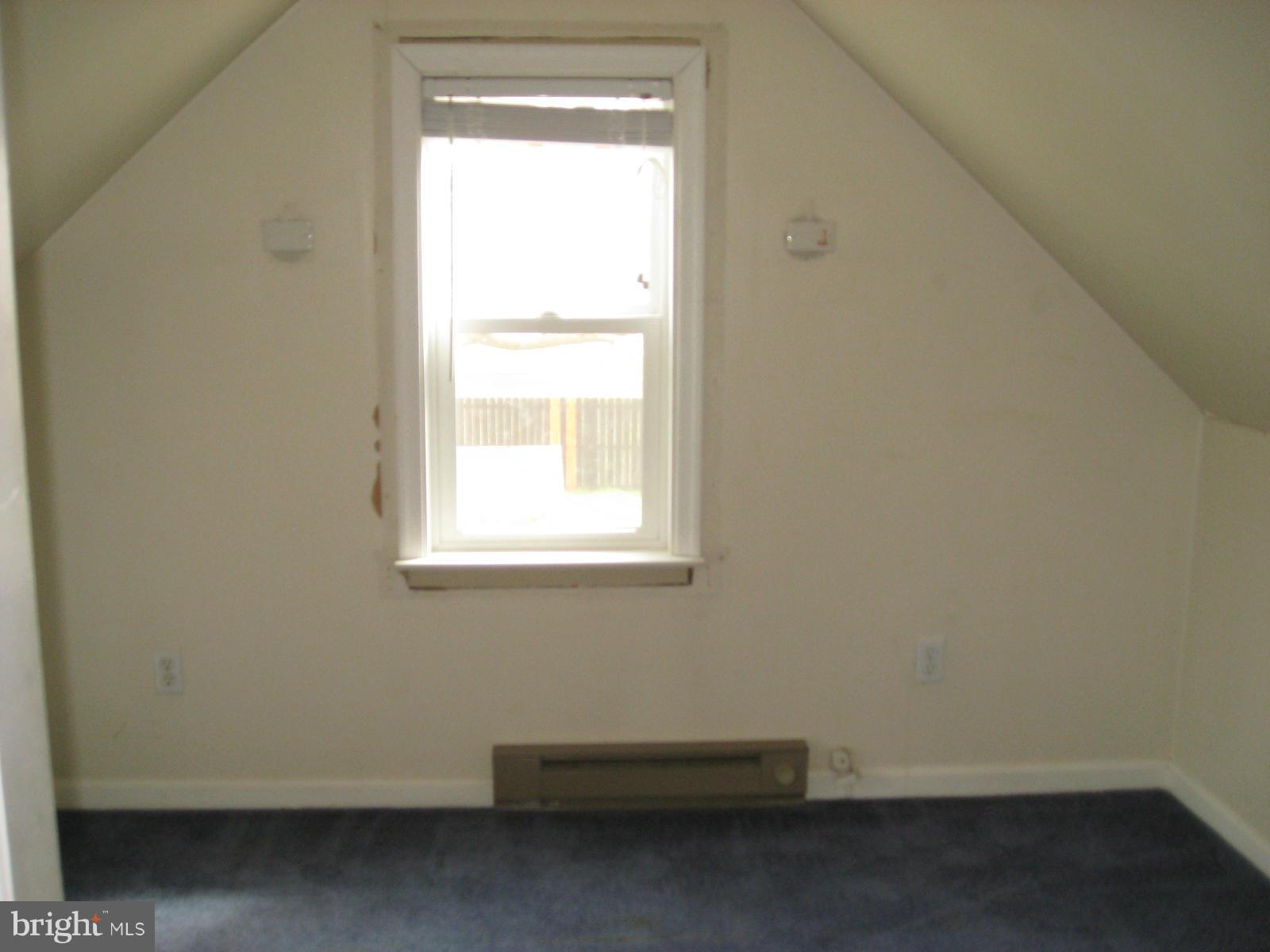 24074 North Patuxent Beach Road California, MD 20619 - Photo 6 of 7 Bedroom