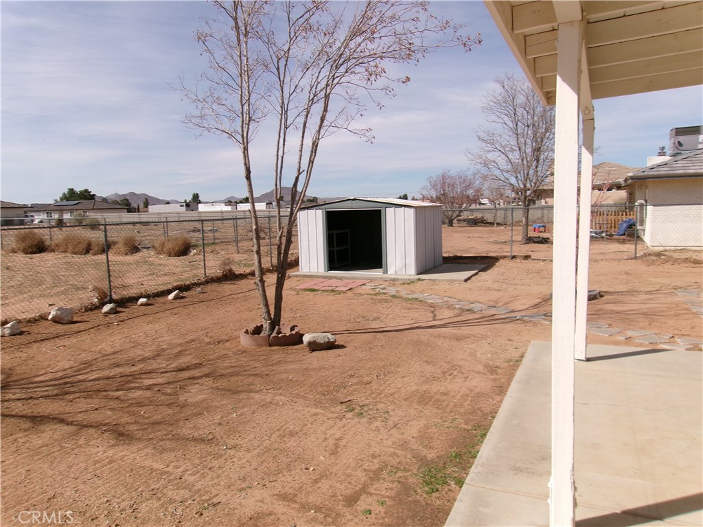 14936 Central Road Apple Valley, CA 92307 - Photo 32 of 33