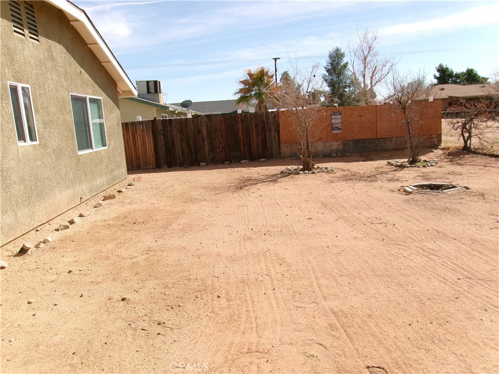 14936 Central Road Apple Valley, CA 92307 - Photo 33 of 33