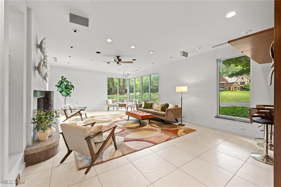 160 Hampshire Road Akron, OH 44313 - Photo 8 of 50 Gallery Image 8