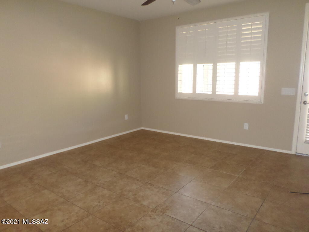 38971 South Running Roses Lane Tucson, AZ 85739 - Photo 5 of 28 Gallery Image 5