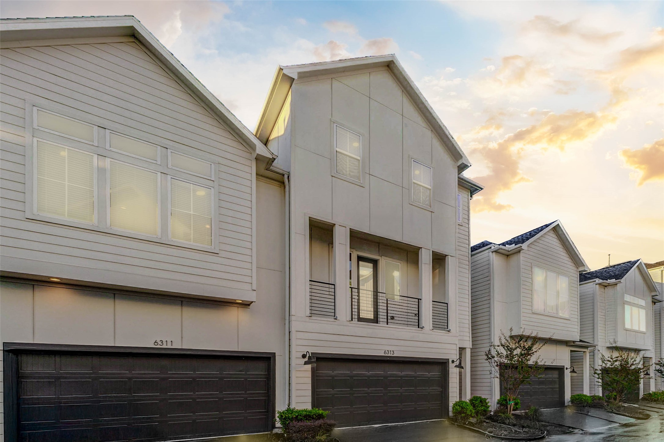 6313 Nelson Falls Lane Houston, TX 77008 - Photo 33 of 34 a view of a white house with many windows