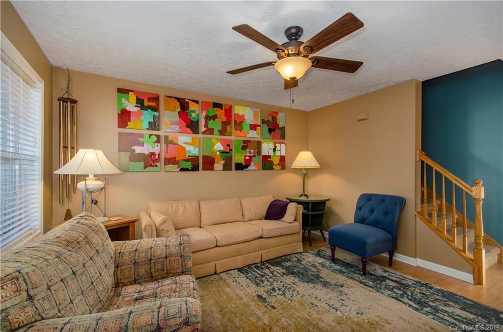 209 Pembrook Road Swannanoa, NC 28778 - Photo 4 of 18 Gallery Image 4