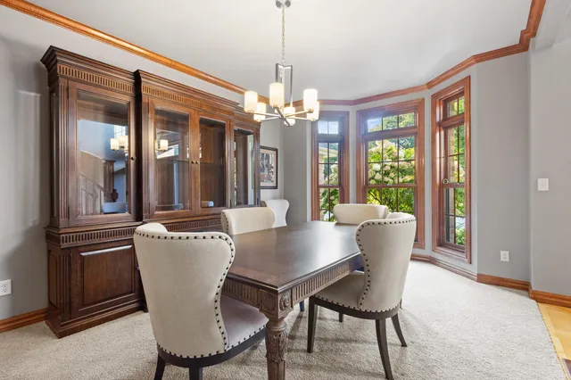 $874,900 | 4327 Hilton Head Drive, Oneida, WI 54155