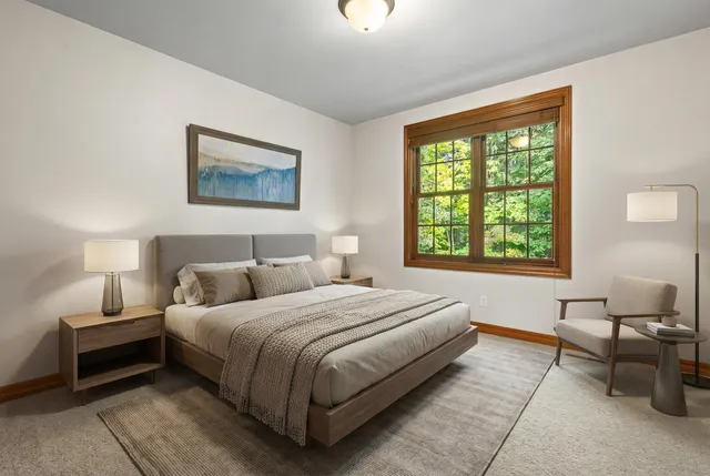 $874,900 | 4327 Hilton Head Drive, Oneida, WI 54155