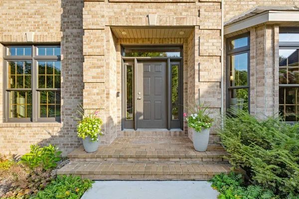 $859,000 | 4327 Hilton Head Drive, Oneida, WI 54155