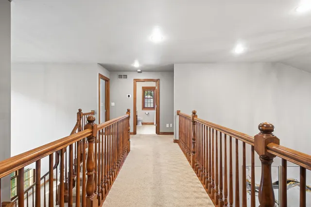 $874,900 | 4327 Hilton Head Drive, Oneida, WI 54155