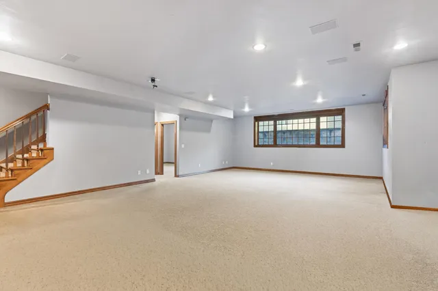 $874,900 | 4327 Hilton Head Drive, Oneida, WI 54155