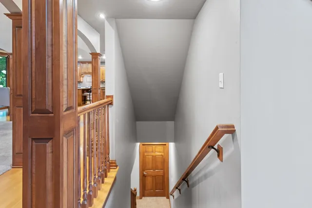 $874,900 | 4327 Hilton Head Drive, Oneida, WI 54155