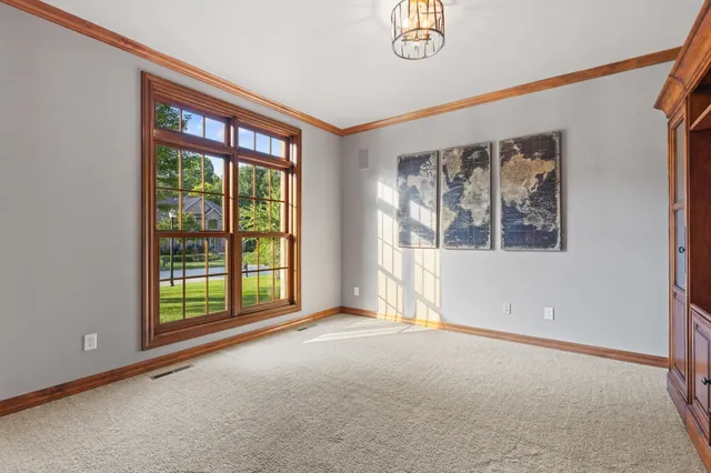 $874,900 | 4327 Hilton Head Drive, Oneida, WI 54155