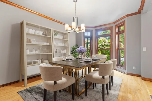 $874,900 | 4327 Hilton Head Drive, Oneida, WI 54155