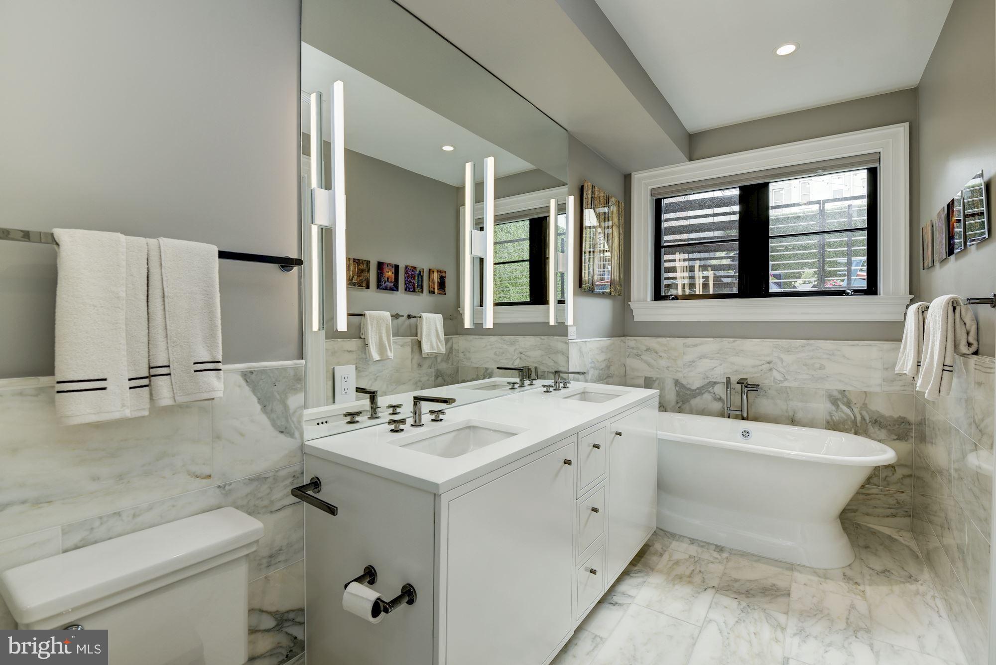 1313 R Street Northwest, Unit 1 Washington, DC 20009 - Photo 22 of 36 Luxury Master Bath