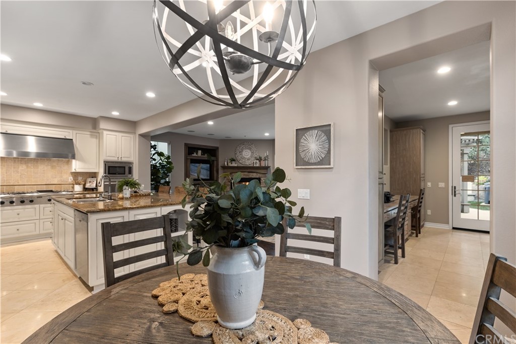 7337 Corte Brisa Carlsbad, CA 92009 - Photo 22 of 44