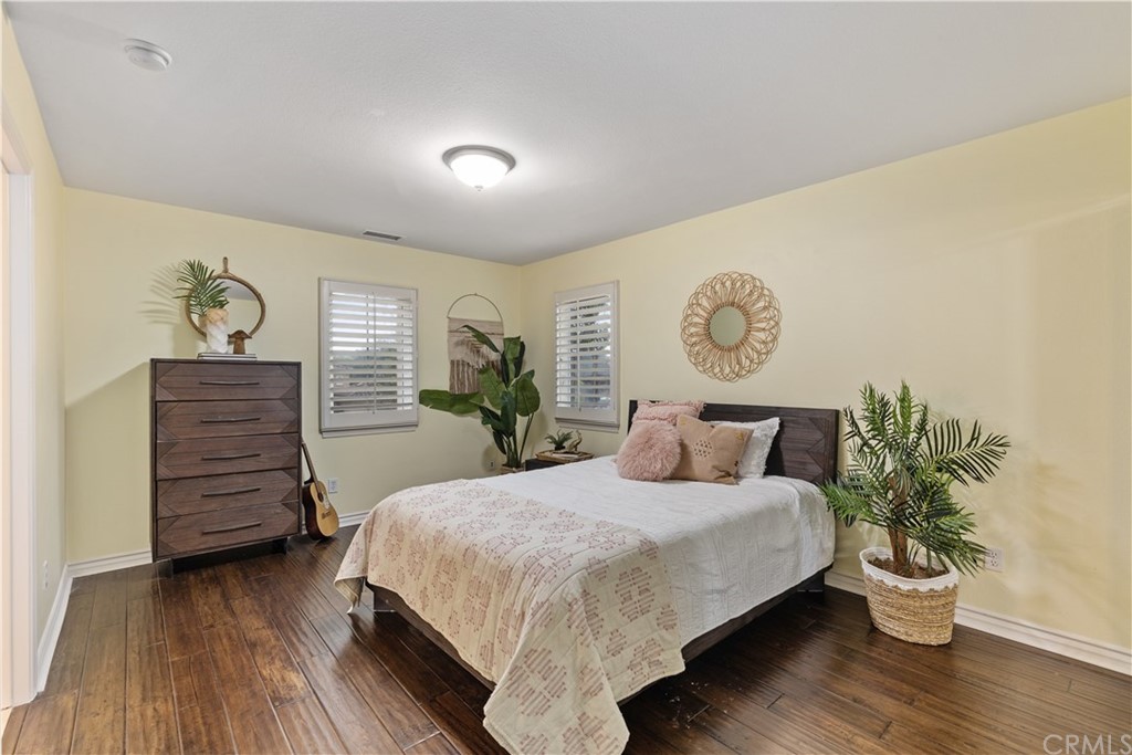 7337 Corte Brisa Carlsbad, CA 92009 - Photo 34 of 44