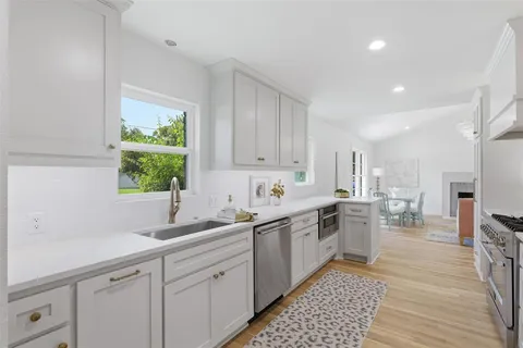 $784,000 | 4120 Lanark Avenue, Fort Worth, TX 76109