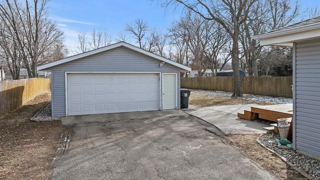 409 South 2nd Street Marshall, MN 56258 - Photo 12 of 55