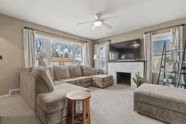 $175,000 | 409 South 2nd Street, Marshall, MN 56258