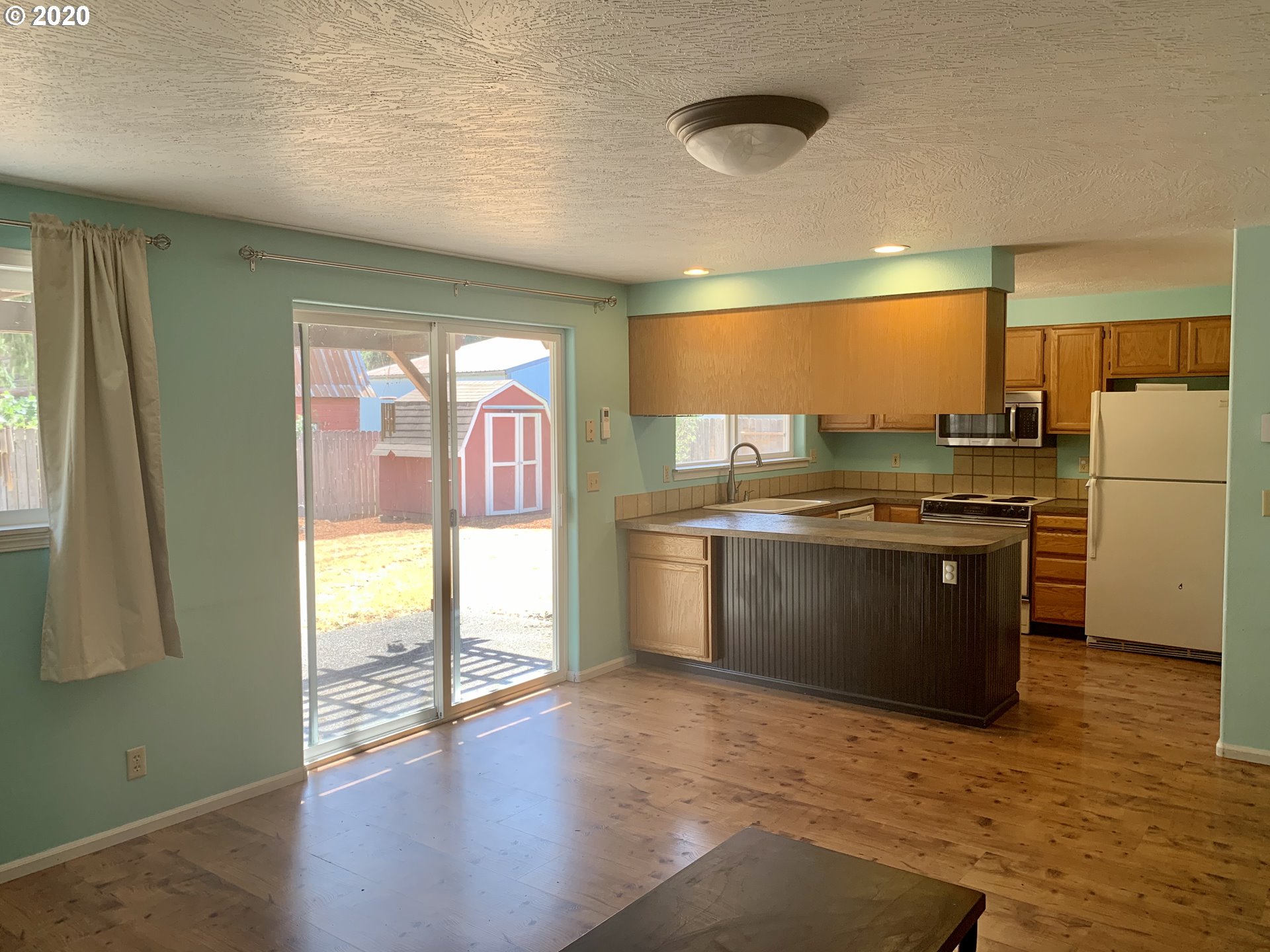 368 South 70th Place Springfield, OR 97478 - Photo 6 of 19