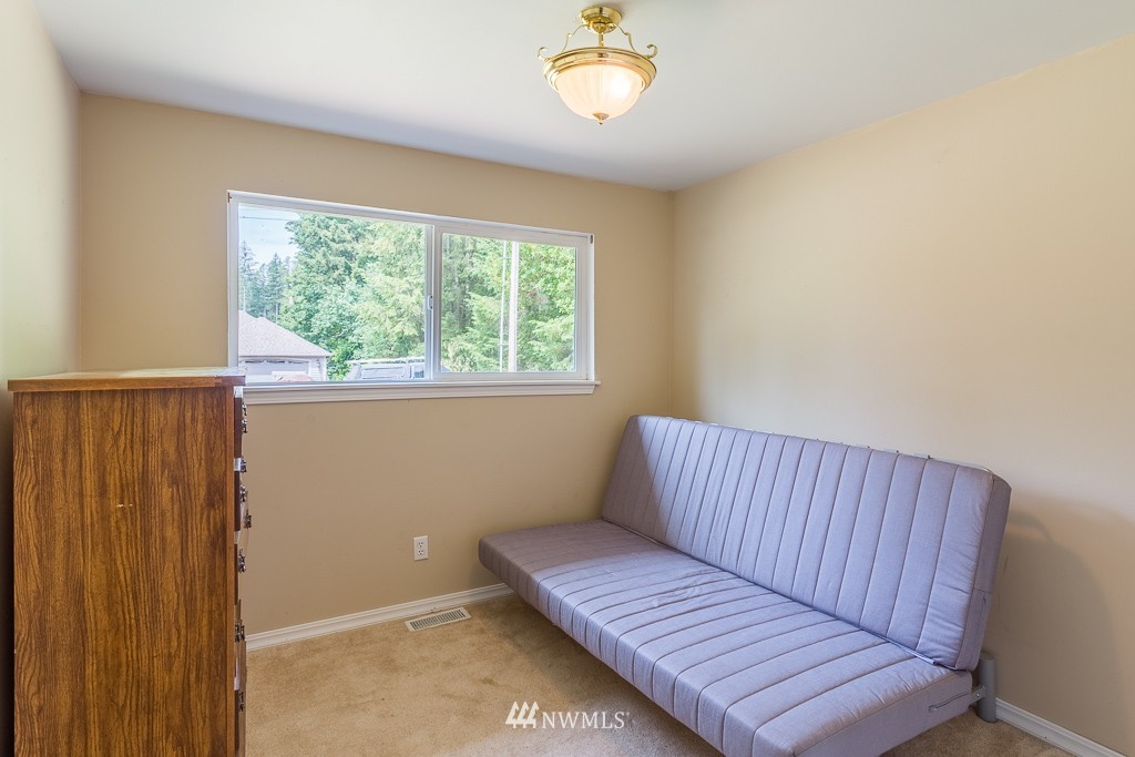 14724 173rd Avenue Southeast Renton, WA 98059 - Photo 14 of 19