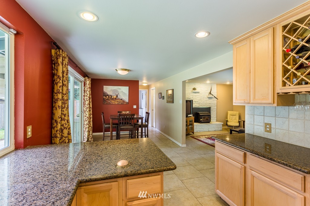 14724 173rd Avenue Southeast Renton, WA 98059 - Photo 10 of 19