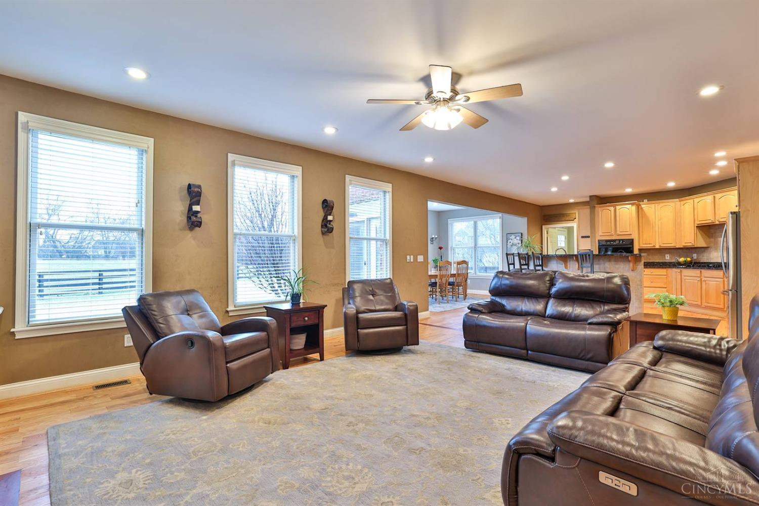 5213 Princeton Road Hamilton, OH 45011 - Photo 8 of 62 Gallery Image 8