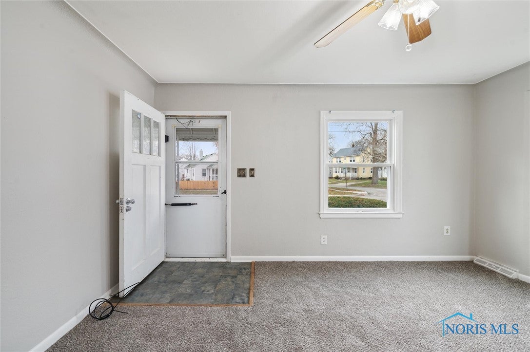 3734 Bellevue Road Toledo, OH 43613 - Photo 8 of 32 Gallery Image 8