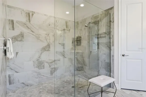 $1,000,000 | 14307 Skipping Stone Loop, Parrish, FL 34219