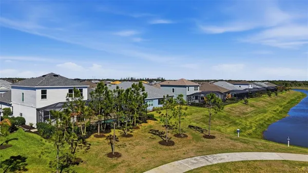 $1,000,000 | 14307 Skipping Stone Loop, Parrish, FL 34219