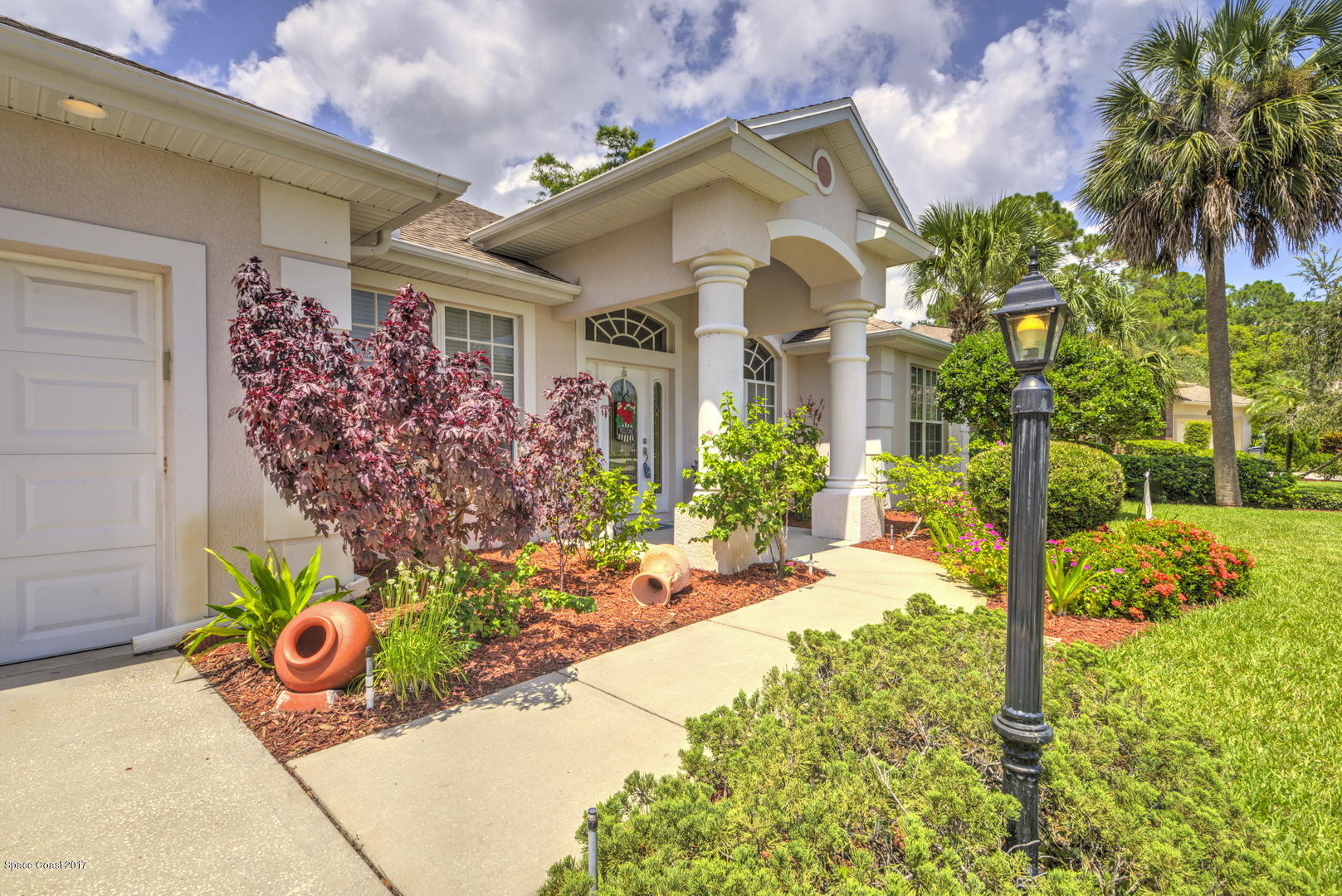 Front Walkway Landscaping