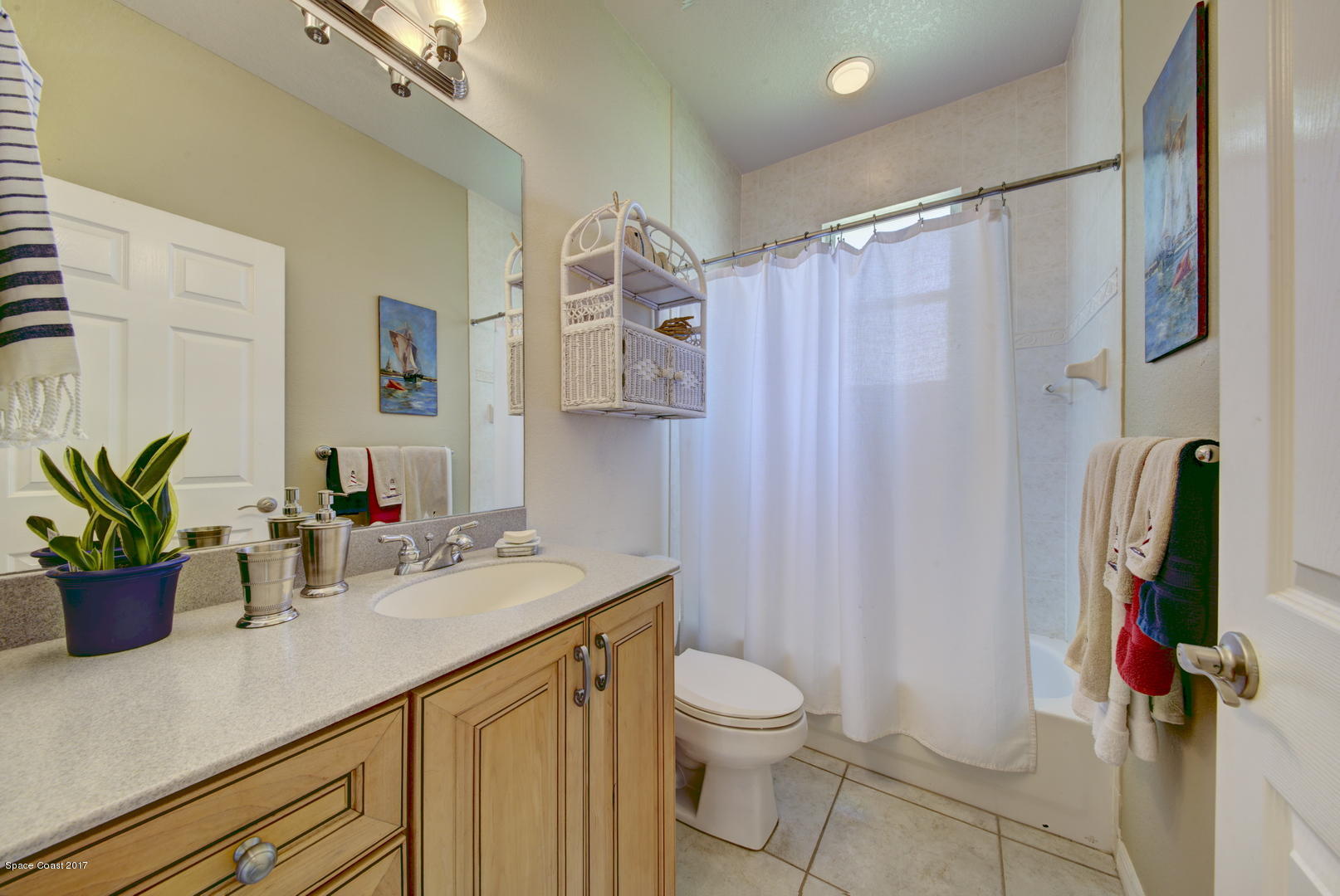 970 Spring Oak Drive Melbourne, FL 32901 - Photo 26 of 43 Bathroom 2