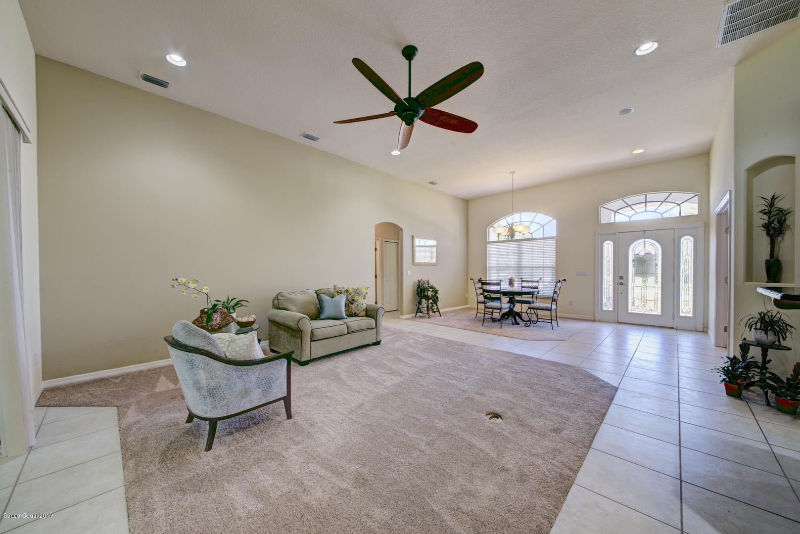 970 Spring Oak Drive Melbourne, FL 32901 - Photo 9 of 43 Living & Dining Areas
