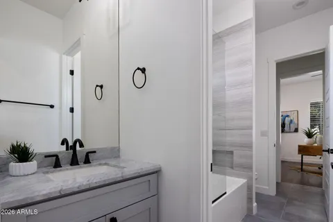 $2,095,000 | 4432 North 38th Street, Phoenix, AZ 85018