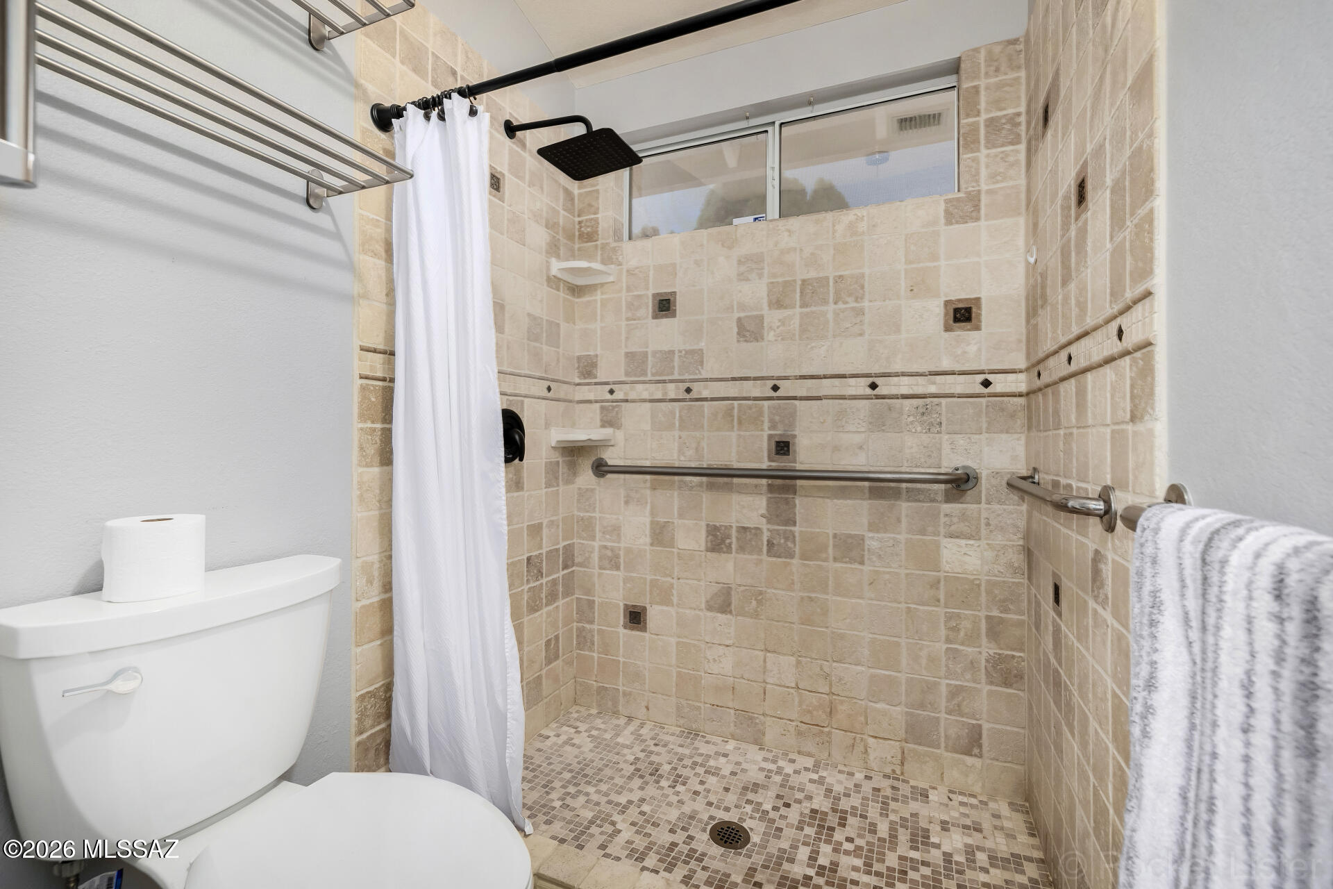 3523 West Sky Ridge Loop Tucson, AZ 85742 - Photo 15 of 35 Primary Bath