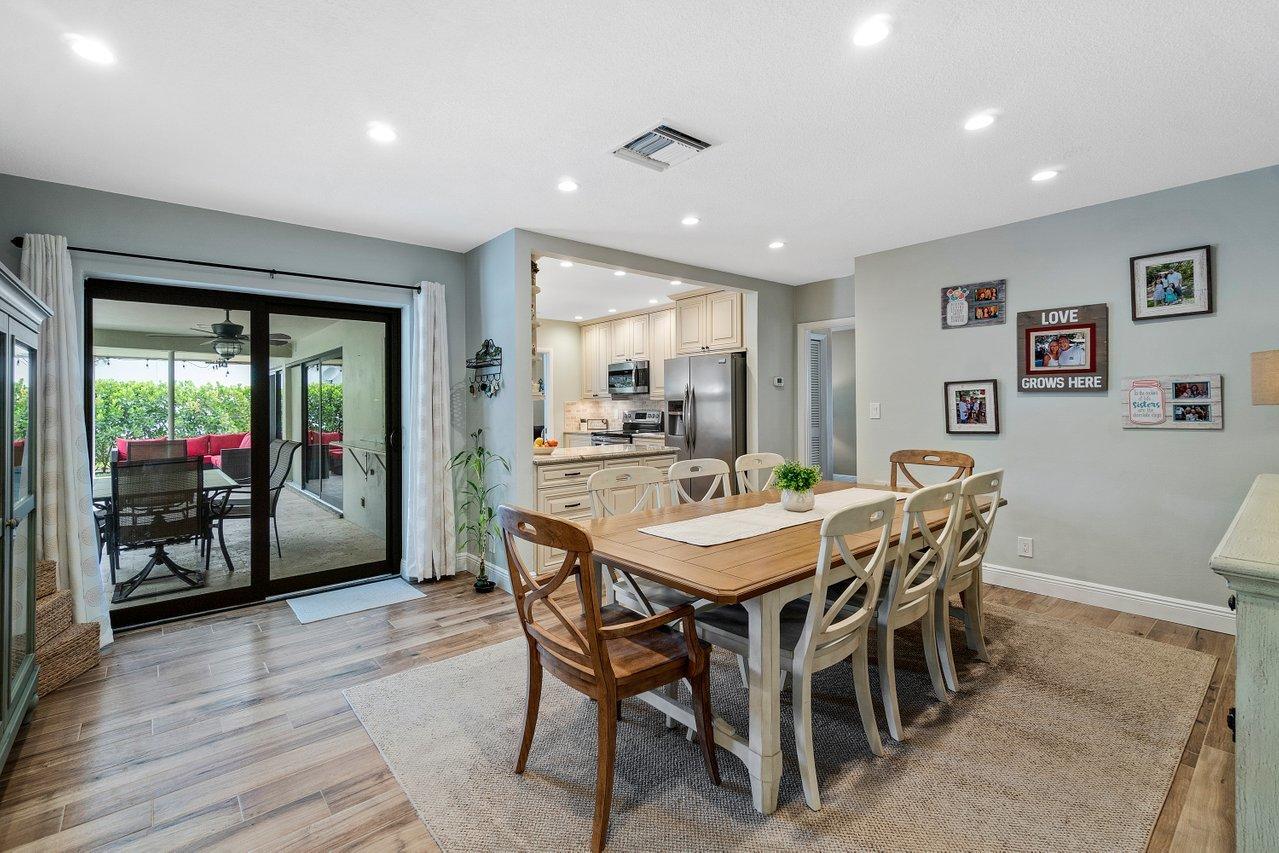 1521 Northwest 7th Street Boca Raton, FL 33486 - Photo 11 of 22 020-1521Northwest7thStreet-BocaRaton-FL-