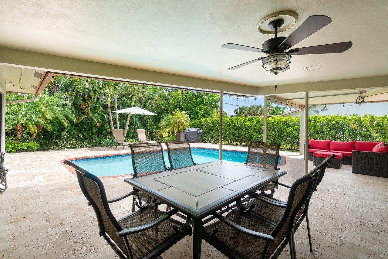 1521 Northwest 7th Street Boca Raton, FL 33486 - Photo 17 of 22 027-1521Northwest7thStreet-BocaRaton-FL-