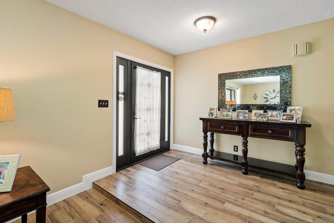 1521 Northwest 7th Street Boca Raton, FL 33486 - Photo 3 of 22 006-1521Northwest7thStreet-BocaRaton-FL-