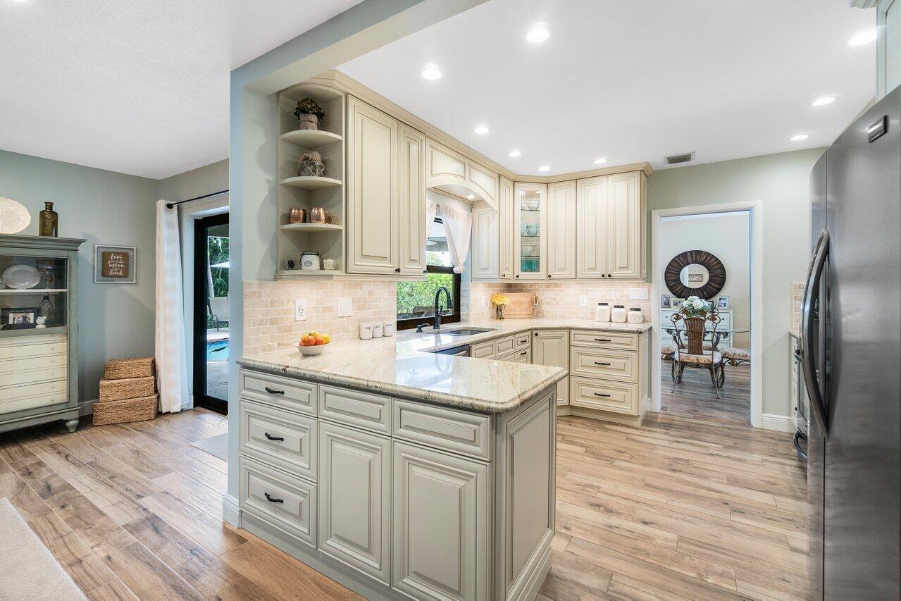 1521 Northwest 7th Street Boca Raton, FL 33486 - Photo 6 of 22 015-1521Northwest7thStreet-BocaRaton-FL-