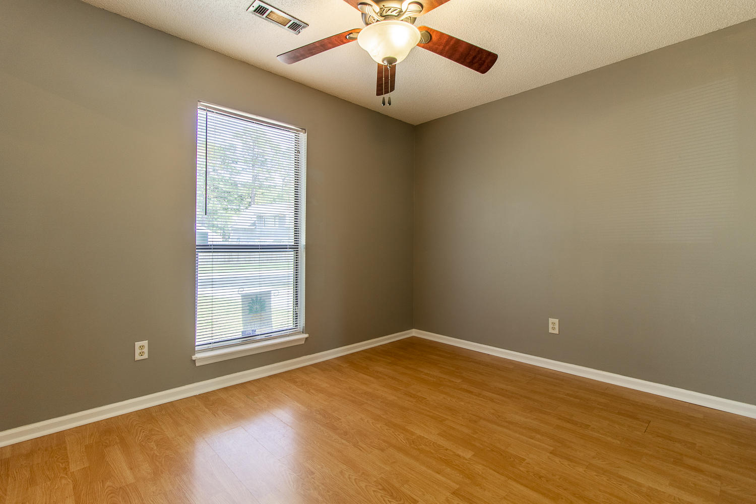 104 Traders Station Road Summerville, SC 29486 - Photo 16 of 28 IMG_6530-HDR