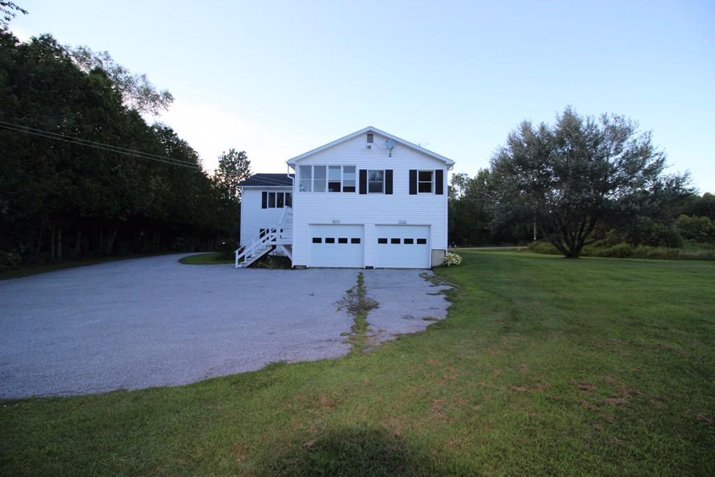 105 E Road Bradford, ME 04410 - Photo 31 of 32 driveway has large turnaround