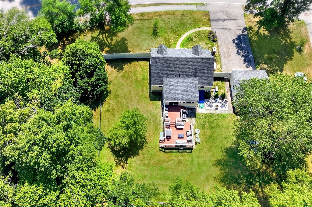 26 Brooksbie Road Bedford, MA 01730 - Photo 36 of 38