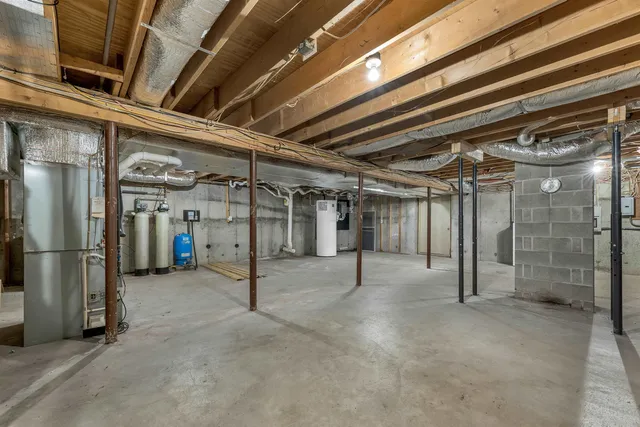 $725,000 | 118 Birch Road, Chester, NH 03036