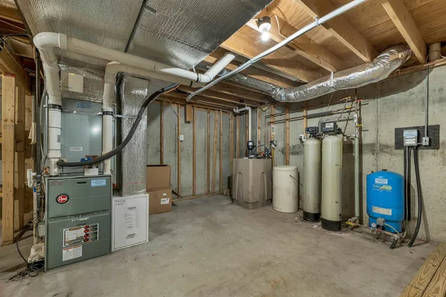 $725,000 | 118 Birch Road, Chester, NH 03036