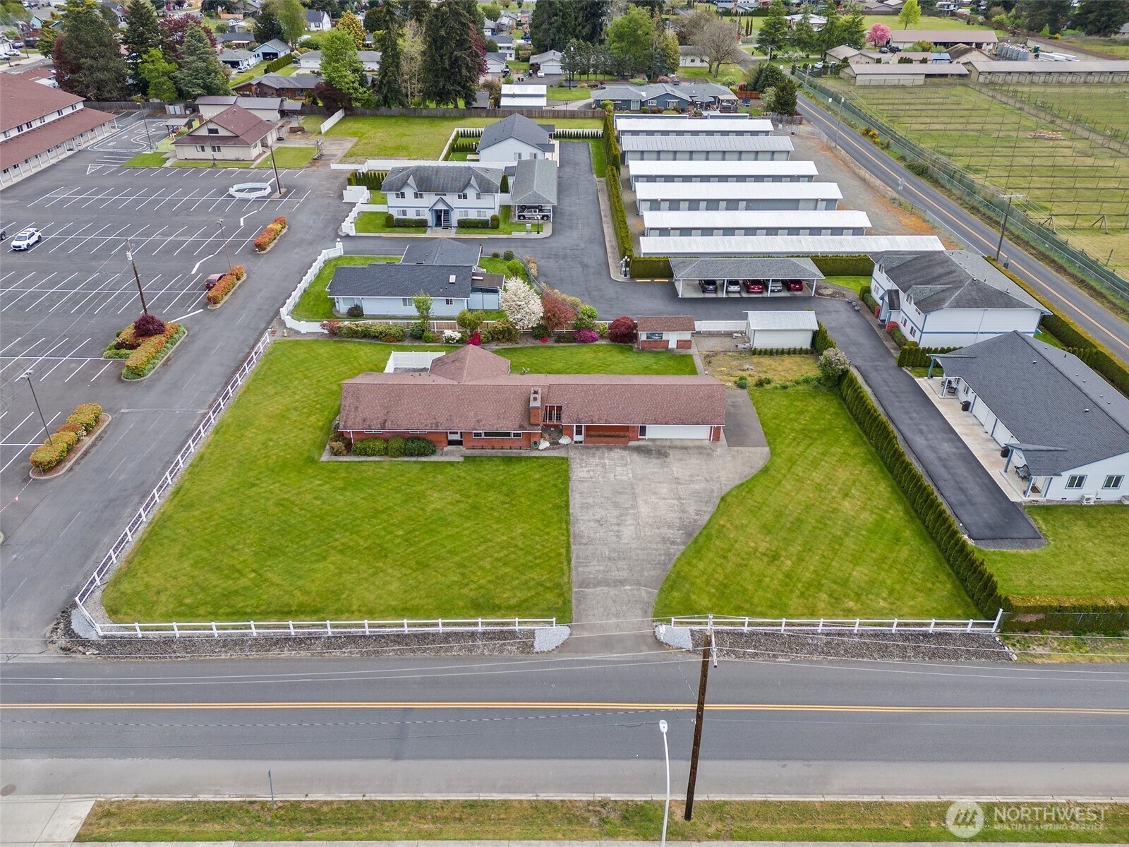 814 Eshom Road Centralia, WA 98531 - Photo 1 of 40 Gallery Image 1