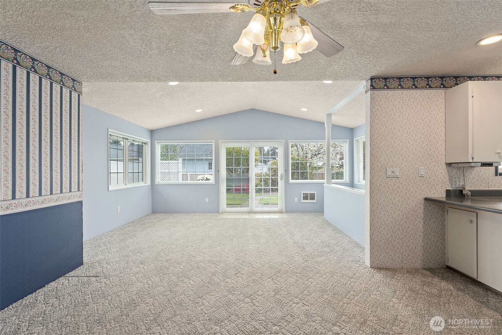 814 Eshom Road Centralia, WA 98531 - Photo 11 of 40 Gallery Image 11