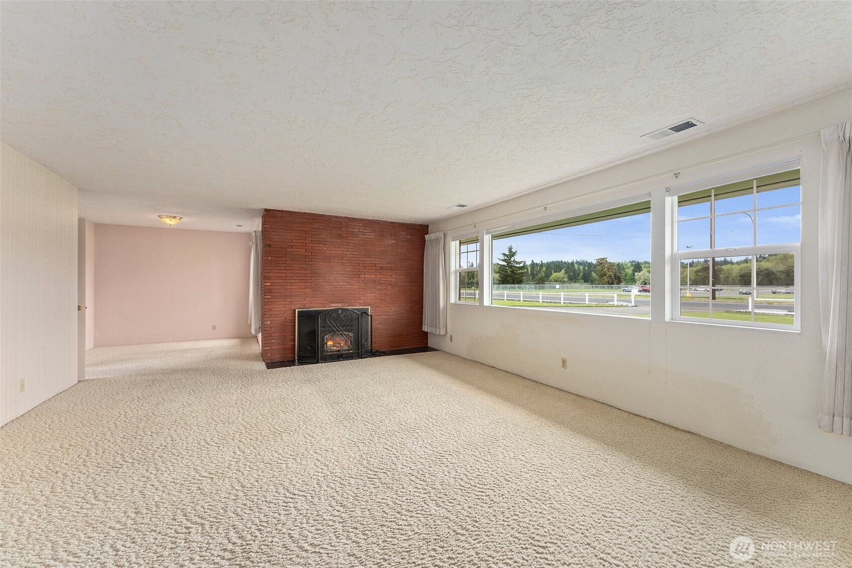814 Eshom Road Centralia, WA 98531 - Photo 5 of 40 Gallery Image 5