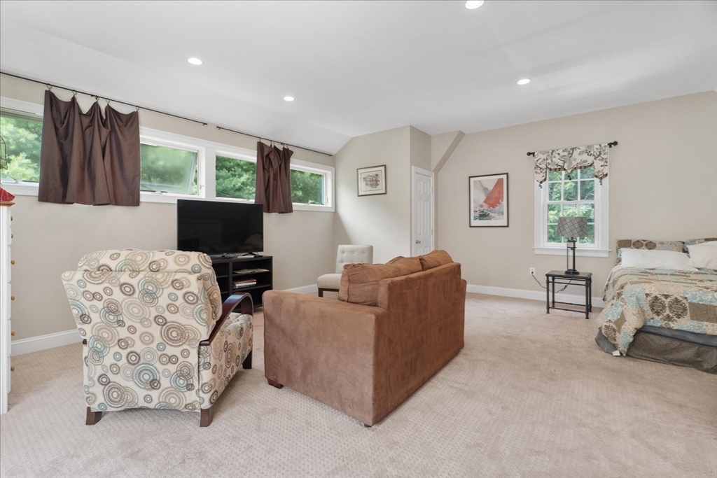 791 Locust Street Raynham, MA 02767 - Photo 27 of 38 Gallery Image 27