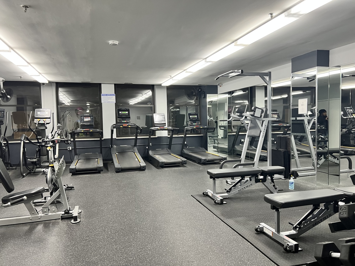 740 South Federal Street, Unit 710 Chicago, IL 60605 - Photo 21 of 23 a view of a room with gym equipment