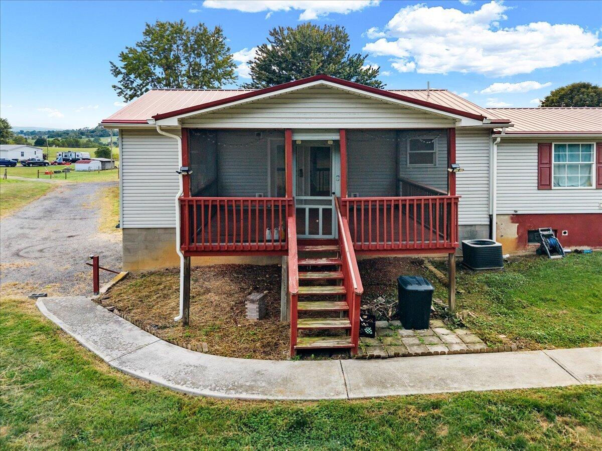 5308 Thornspring Road Pulaski, VA 24301 - Photo 61 of 85 (61) 5308_Thornspring_Rd_Pulask_VA