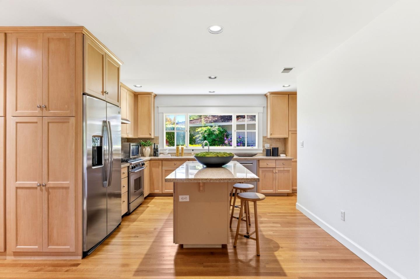 2245 Oakdale Road Hillsborough, CA 94010 - Photo 13 of 67
