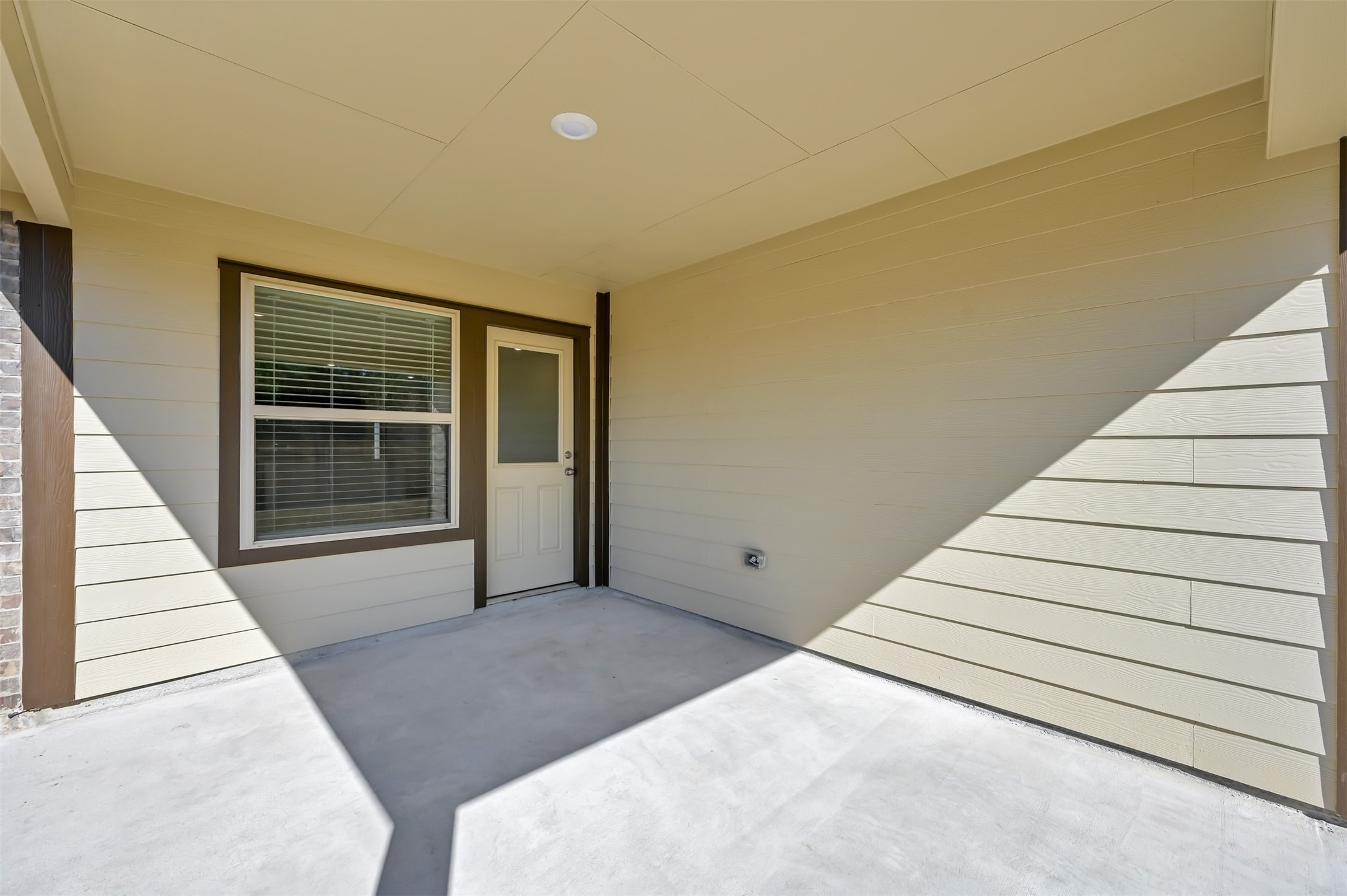 3806 Rock Ledge Drive Rosenberg, TX 77469 - Photo 15 of 23 Covered patio area perfect for outdoor relaxation and entertaining.